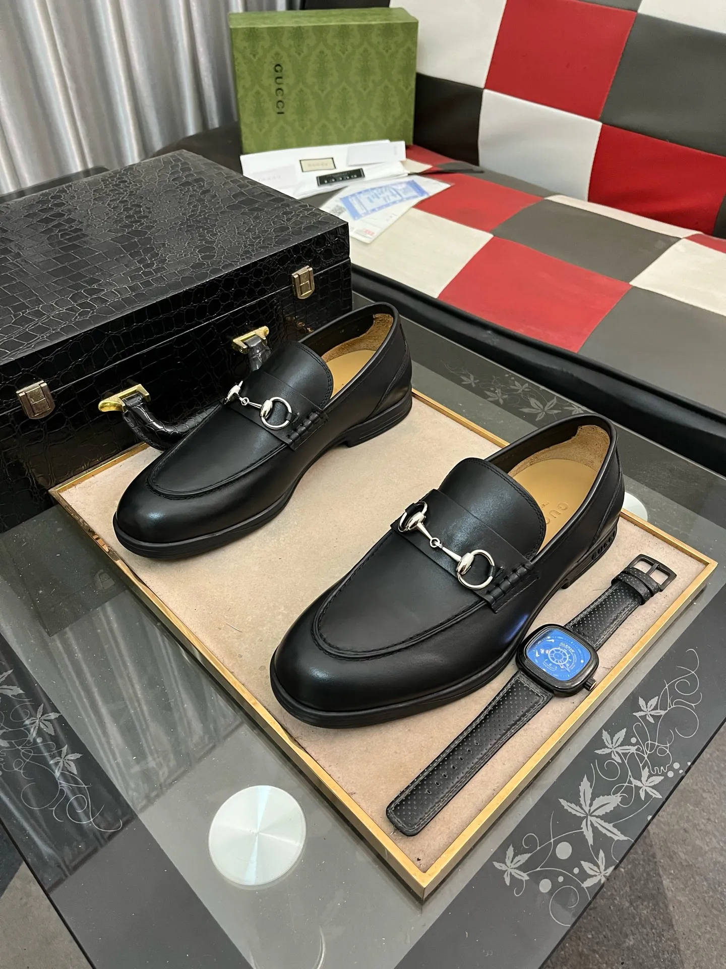 Men's shoes 💰540⌚️⌚️【GUCCi】Original frosted calfskin, water-dyed cowhide lining, original outsole, men's and women's fashion, formal casual leather shoes, slip-on men's and women's shoes series, young fashion, European and American trends, British style, casual matching, comfortable feet, standard code: men's size 38-443️⃣Colors available